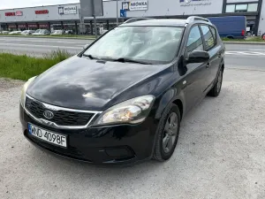 Kia Ceed I 1.4 CVVT Attract 2011