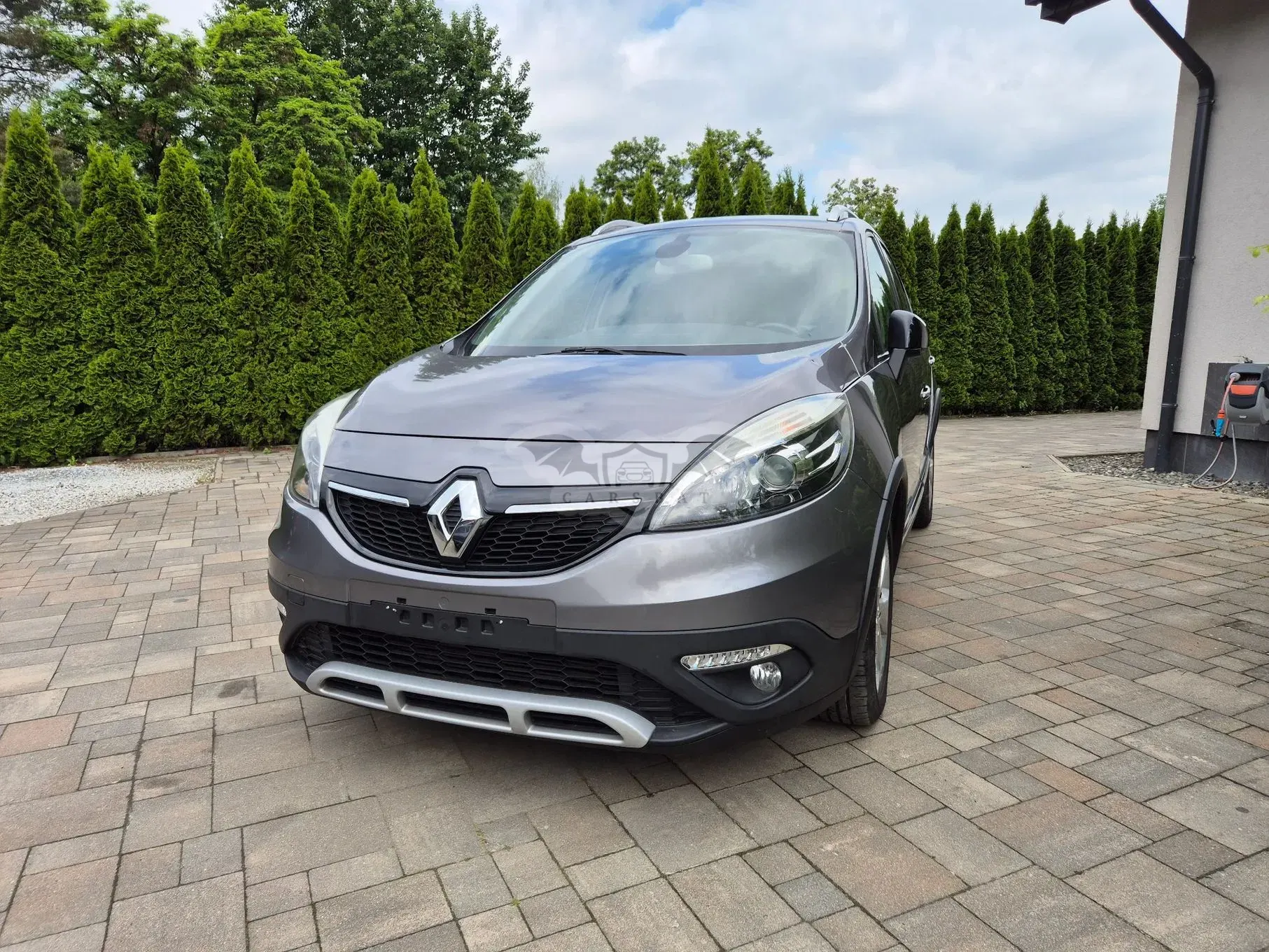 Renault Scenic III Energy dCi 110 S&S Xmod Paris 2013