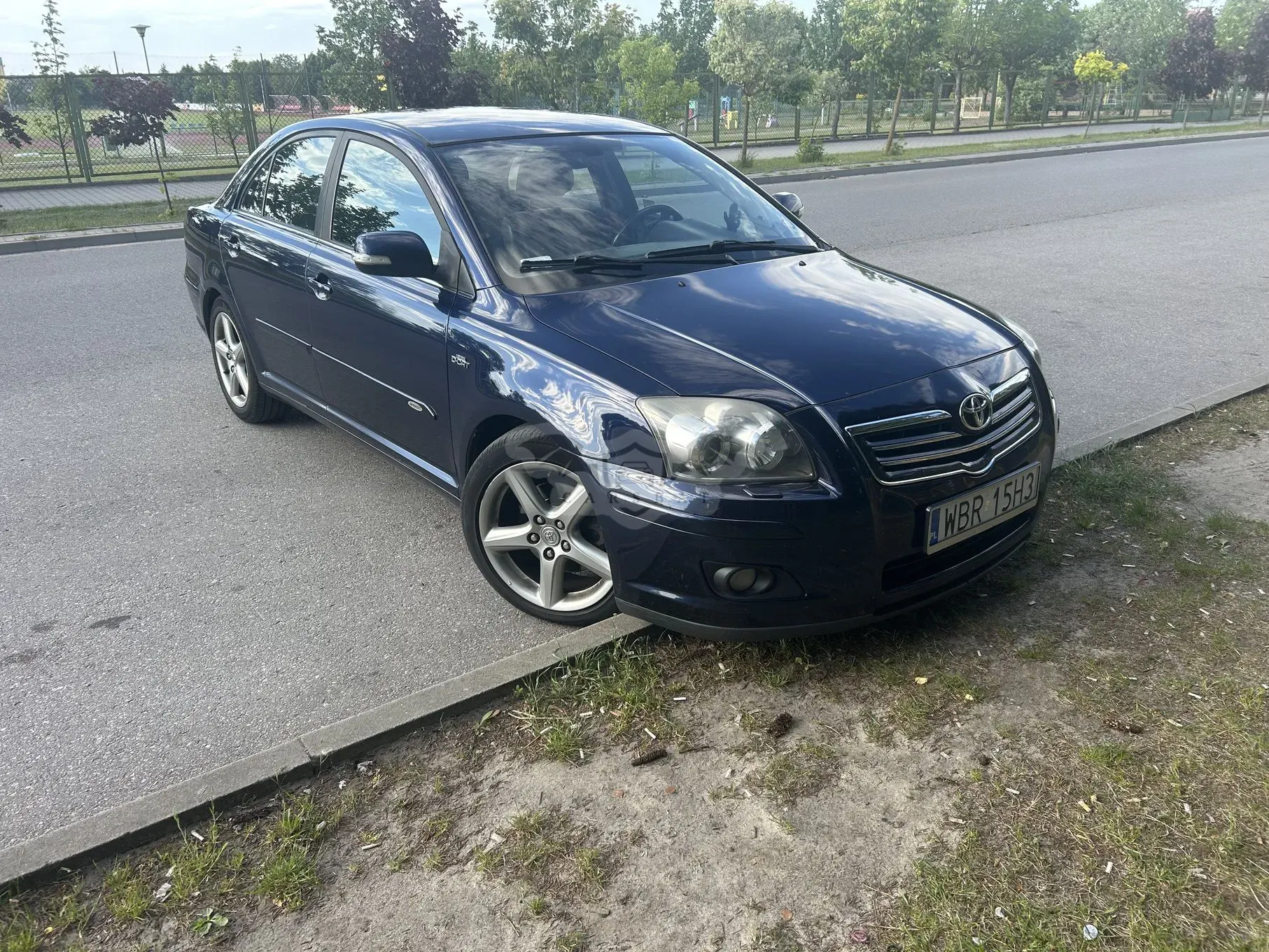 Toyota Avensis II 2.2 D-CAT Prestige 2007