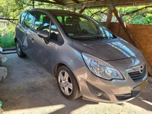 Opel Meriva II 1.4 T Edition 150 2011