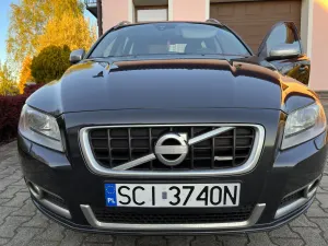 Volvo V70 III D4 Summum 2012