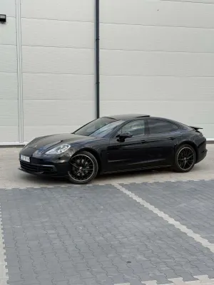 Porsche Panamera 4S 2018