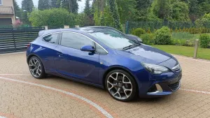 Opel Astra J 2012