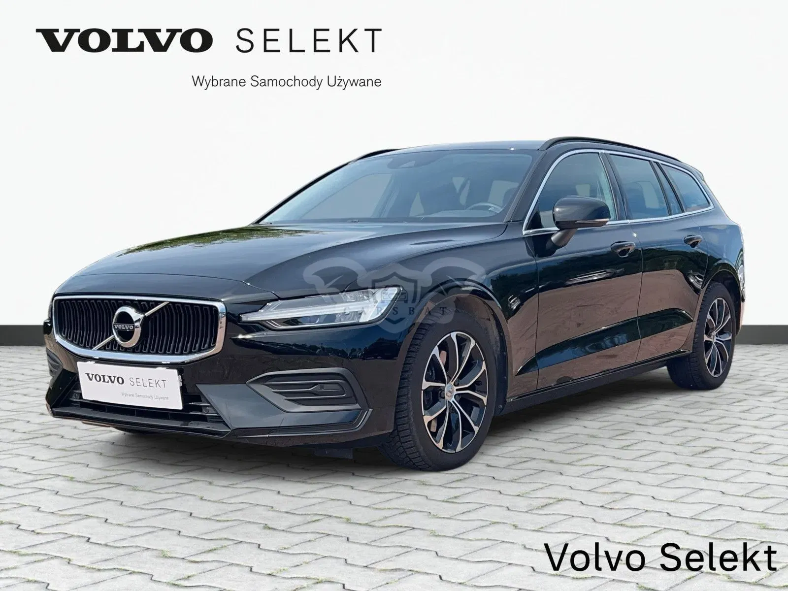 Volvo V60 II B3 B Momentum Pro 2022