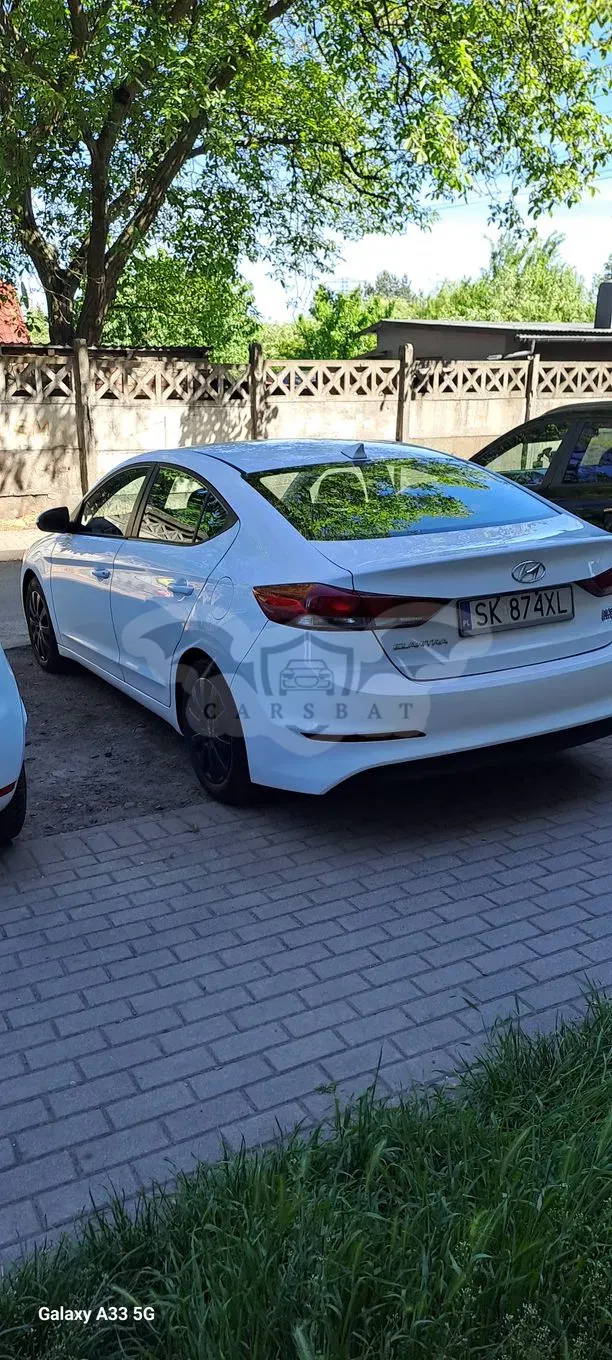 Hyundai Elantra VI 2017