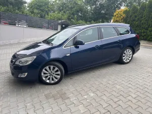 Opel Astra J 1.4 Turbo 2012