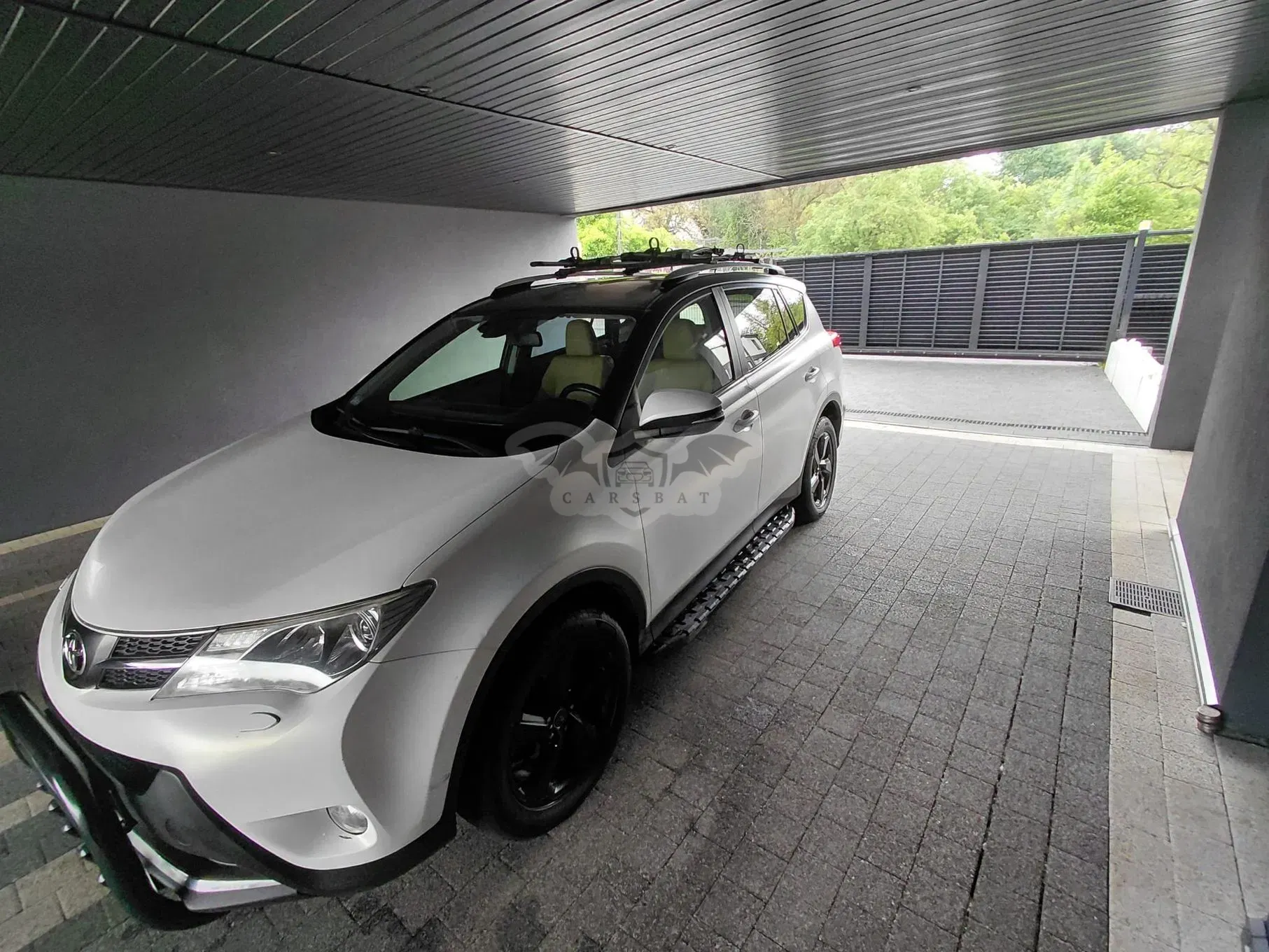 Toyota Rav4 IV 2.0 D-4D Prestige 2014