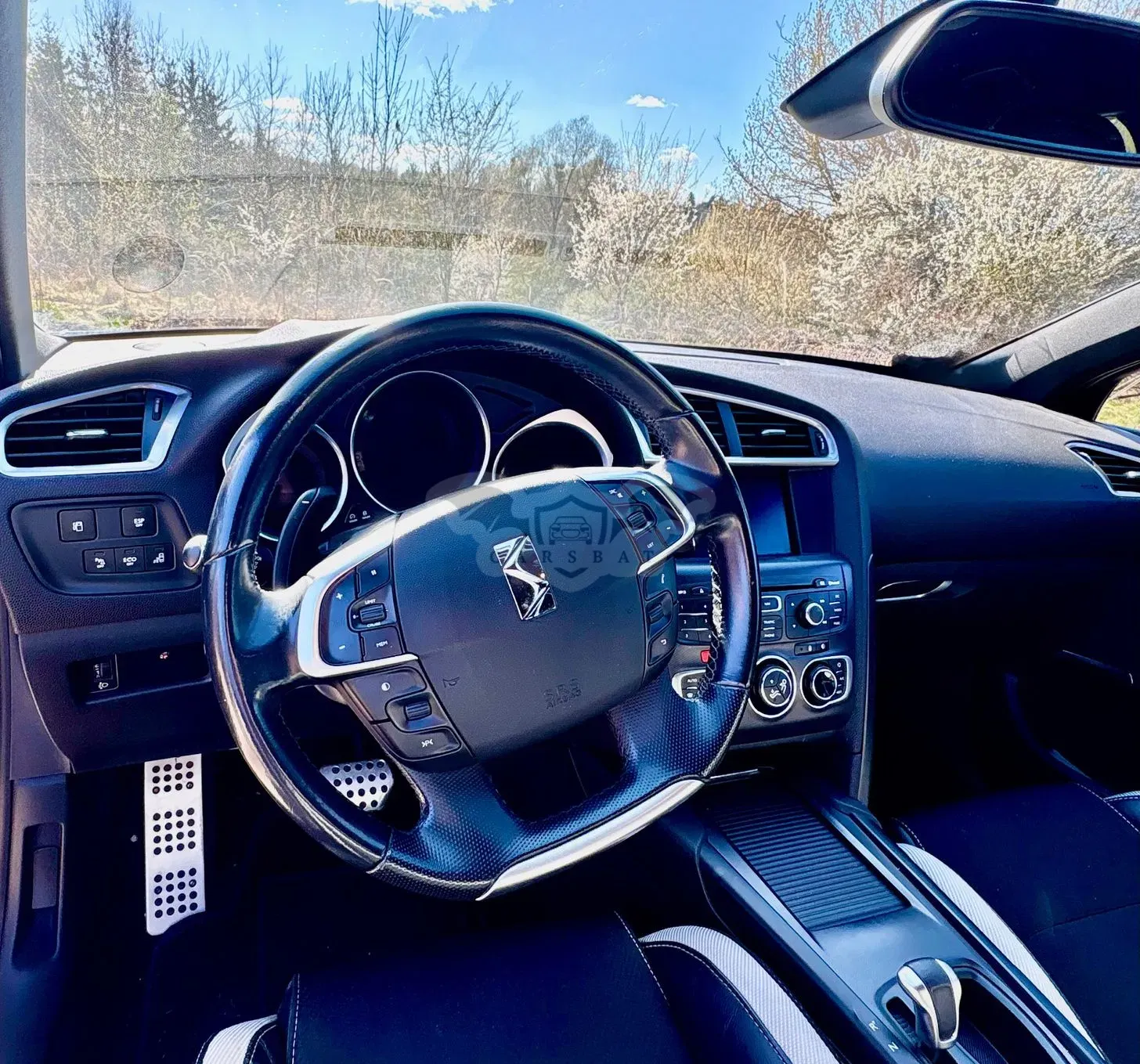 Citroën DS4 e-HDi 110 EGS6 SoChic 2012
