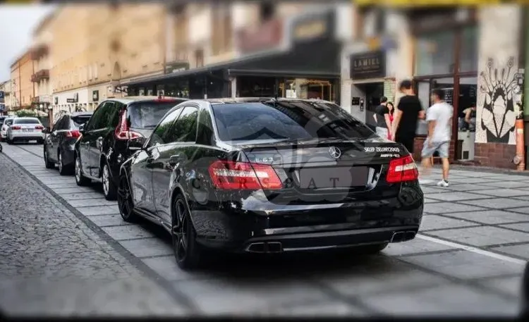 Mercedes-Benz E W212/W207 63 AMG 2009