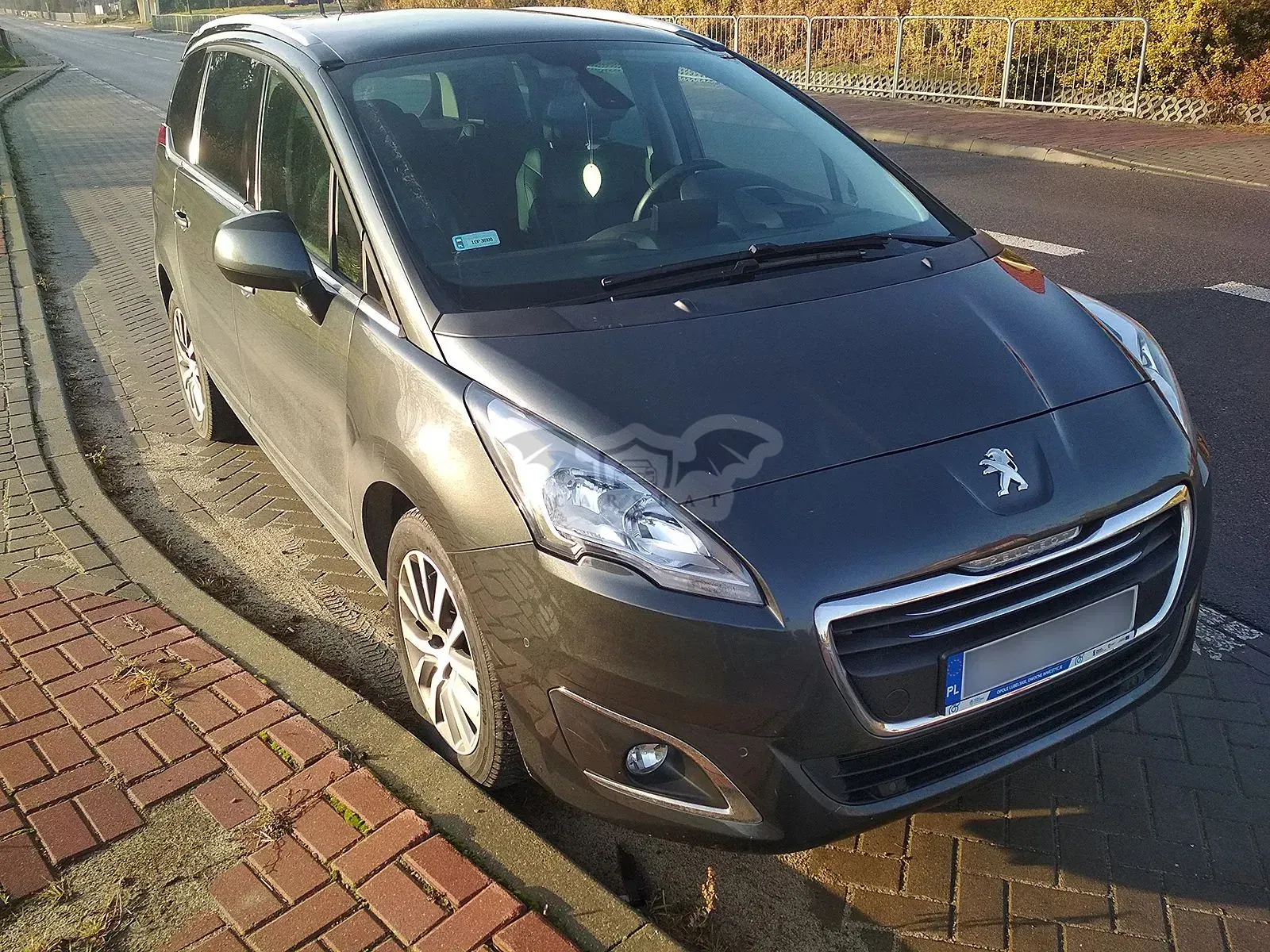 Peugeot 5008 I 1.6 THP Allure 7os 2014