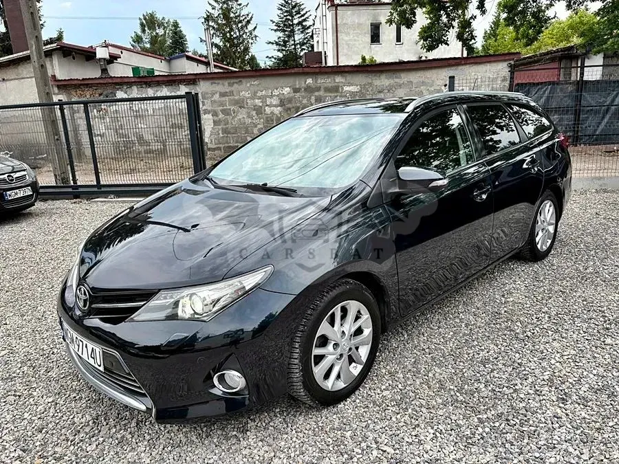 Toyota Auris II 2.0 D-4D Executive 2013