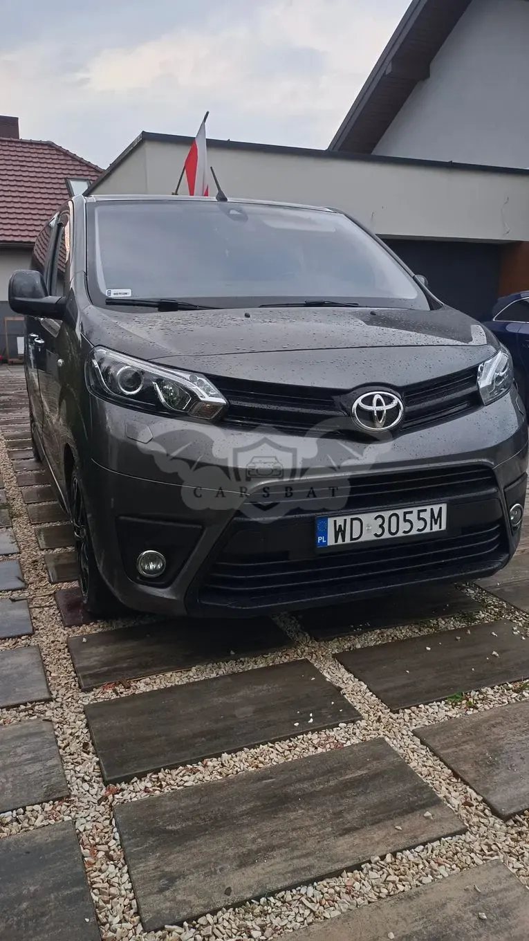 Toyota ProAce 2.0 D4-D Medium Family 2018