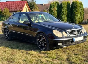 Mercedes-Benz E W211 2003