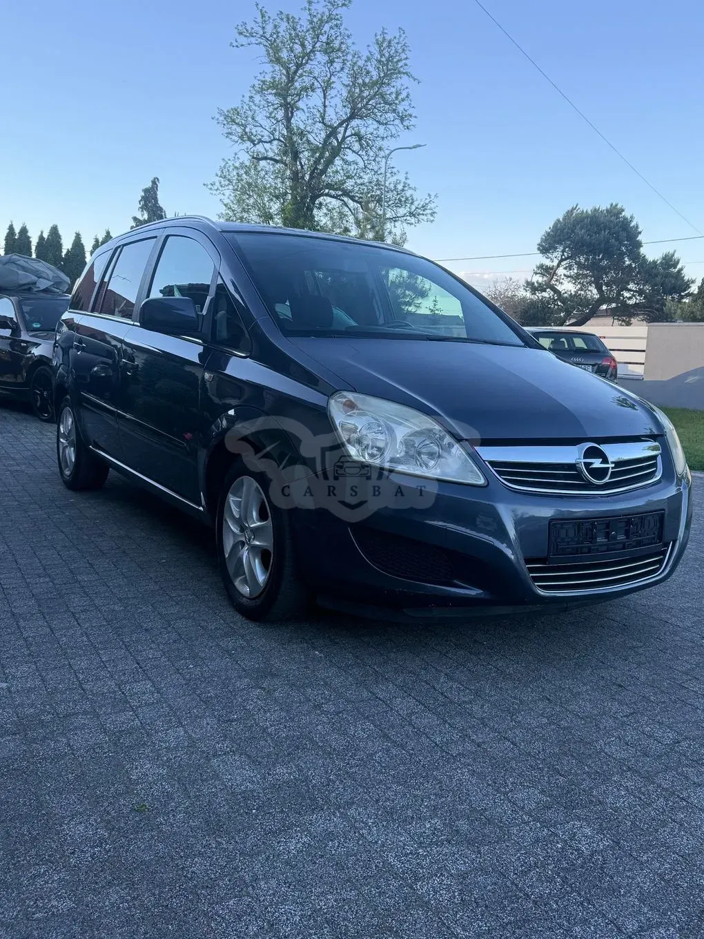 Opel Zafira B 2.2 2010