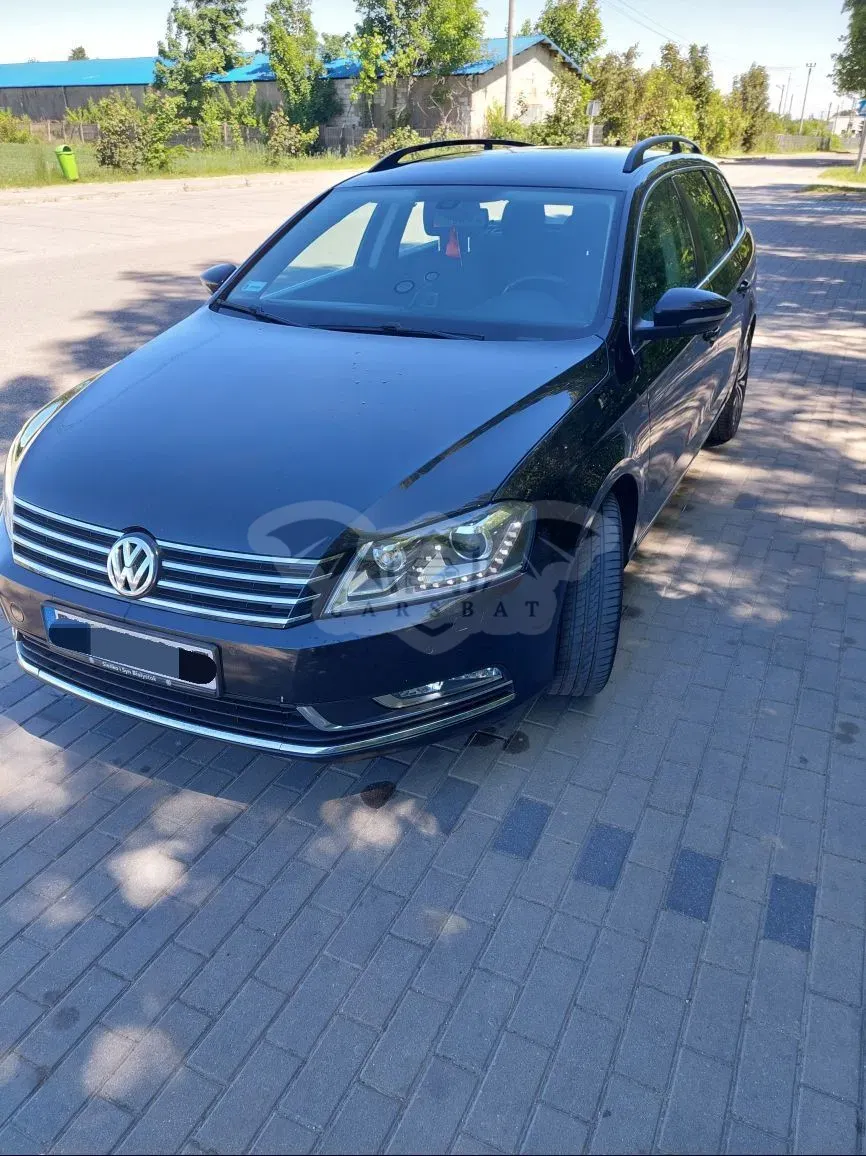 Volkswagen Passat B7 2.0 TDI Highline DSG 2013