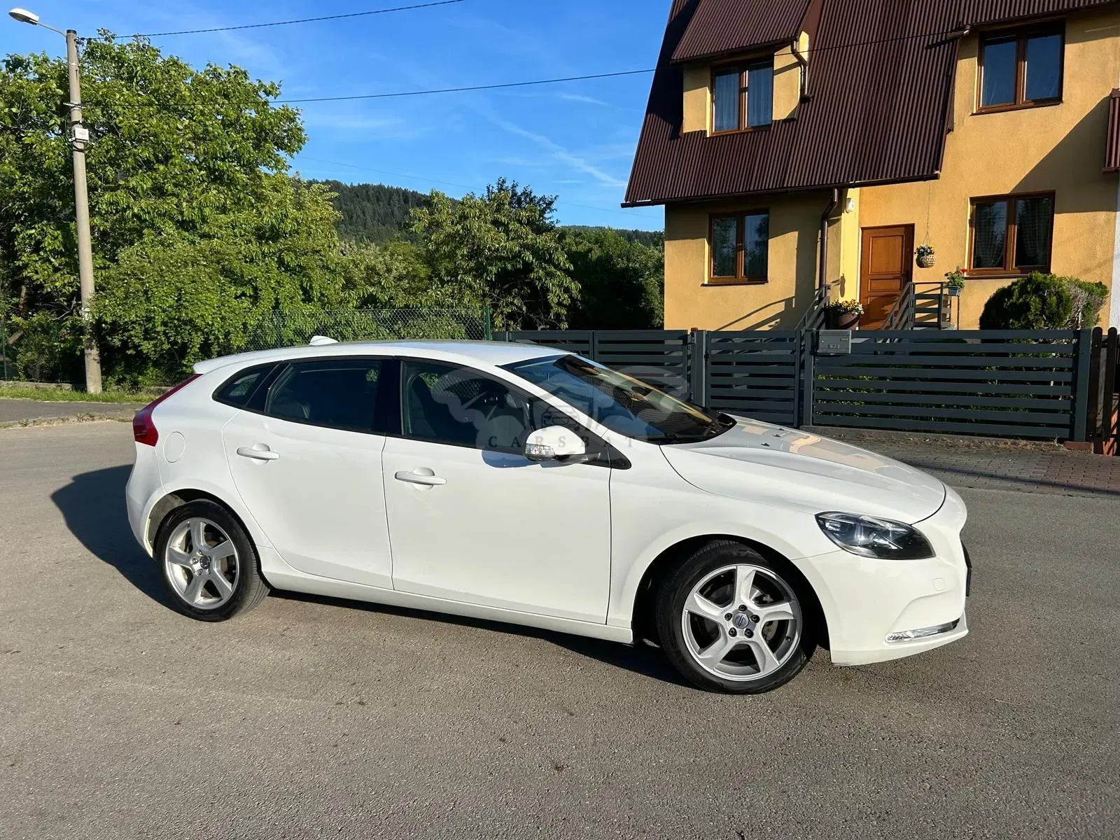 Volvo V40 II D2 Kinetic 2014
