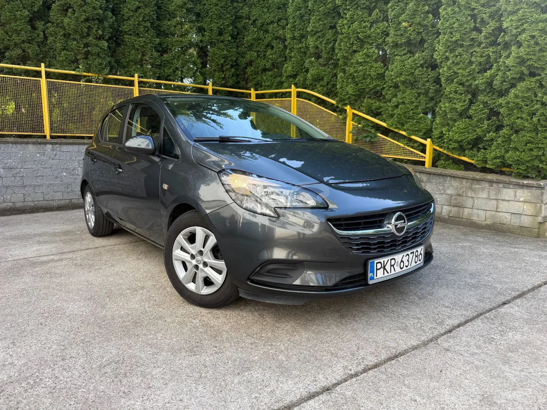 Opel Corsa E 1.4 Enjoy 2016