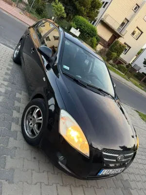 Kia Ceed I 1.6 Crdi Comfort + 2007