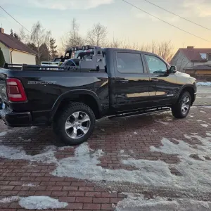 RAM 1500 5.7 Crew Cab Laramie 2021
