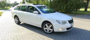 Skoda Superb II 2.0 TDI Active DSG 2013
