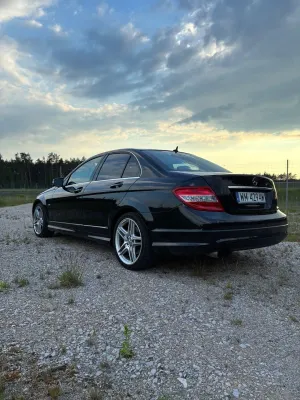 Mercedes-Benz C W204 250 CGI BlueEff Classic 2010