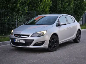 Opel Astra J 1.7 CDTI 2013