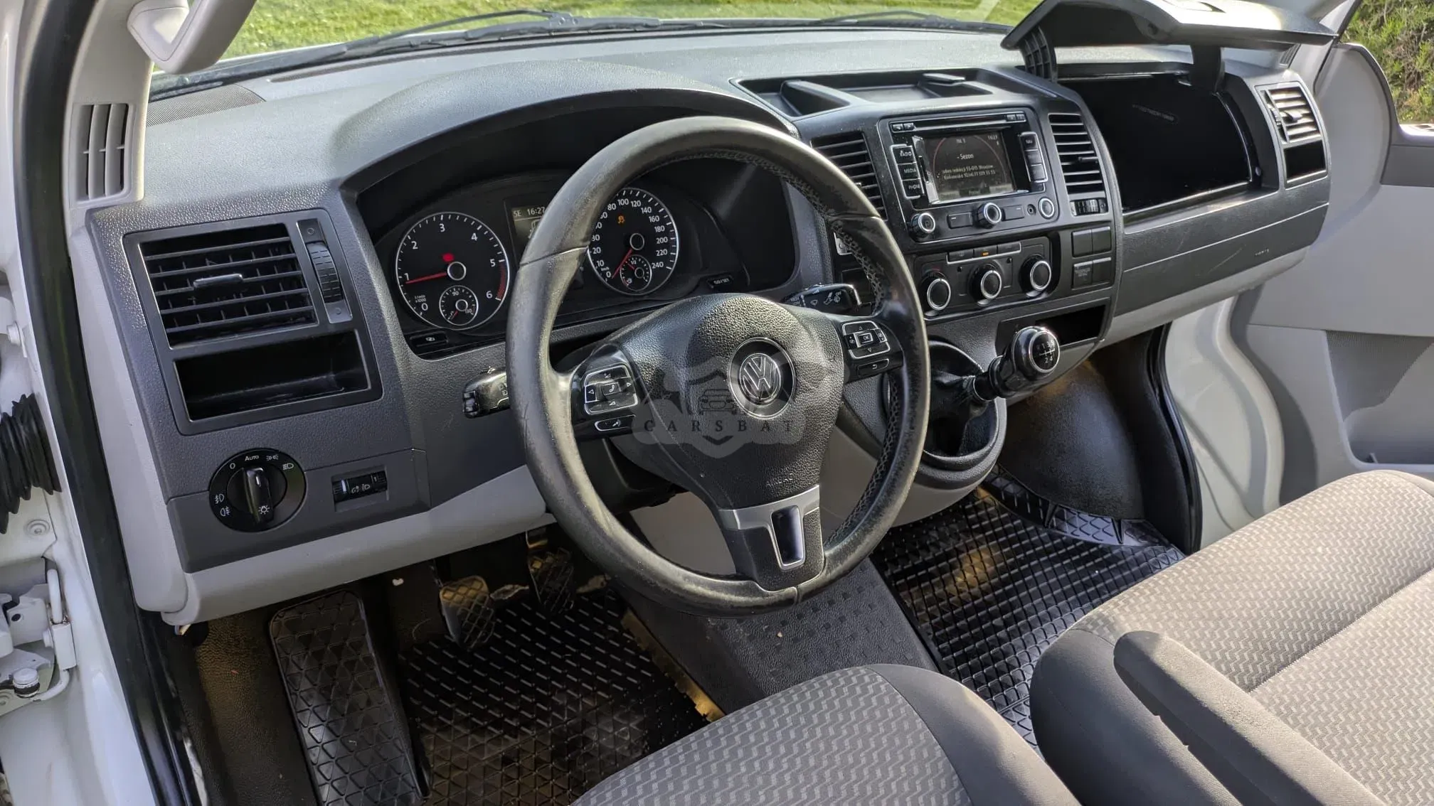 Volkswagen Transporter T5 L2H1 2012