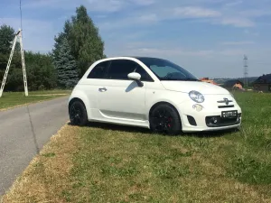 Fiat 500 1.4 16V T-Jet Abarth 2011