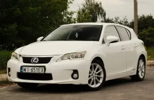Lexus CT 200h Classic 2012
