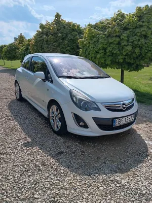 Opel Corsa D 1.3 CDTI Edition 150 2011