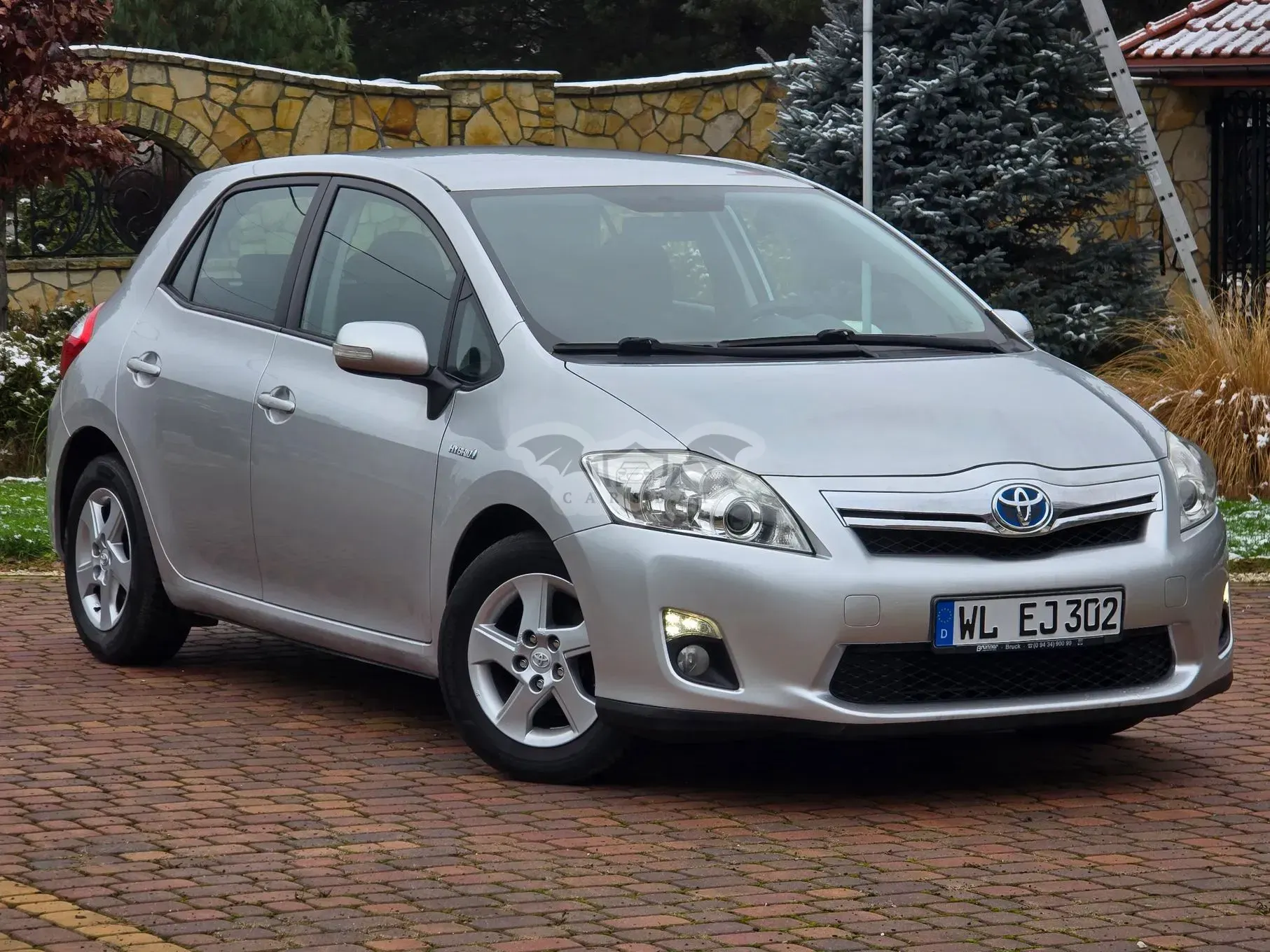 Toyota Auris I 1.8 HSD Sol 2011