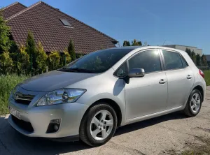 Toyota Auris I 1.8 HSD Sol 2010