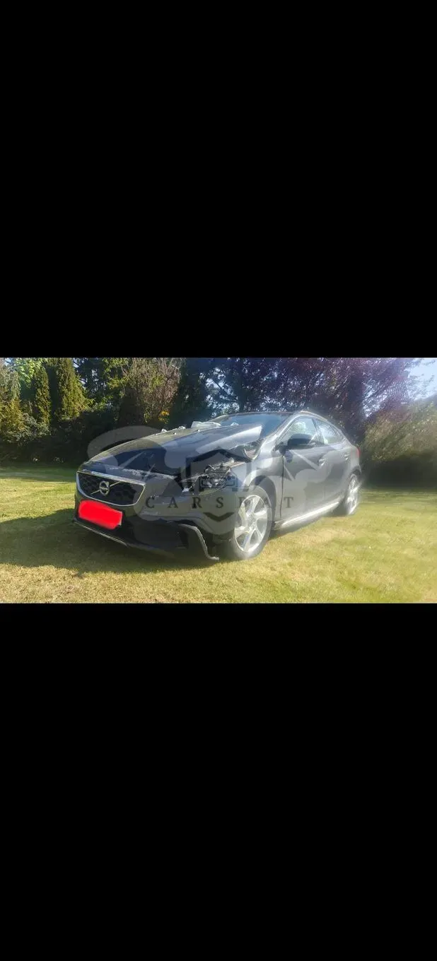 Volvo V40 II D3 Summum 2014