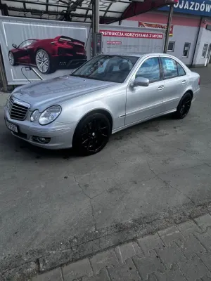 Mercedes-Benz E W211 320 CDI Avantgarde 2007