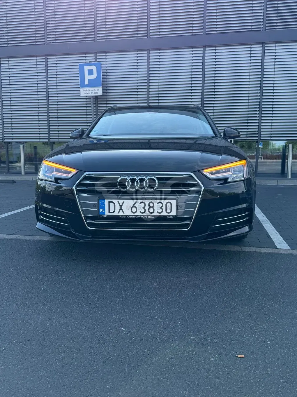 Audi A4 B9 2.0 TDI S tronic sport 2016