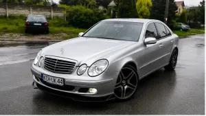 Mercedes-Benz E W211 2003