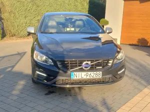 Volvo S60 II D4 Geartronic Momentum 2015