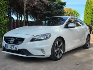 Volvo V40 II D2 R Design 2014