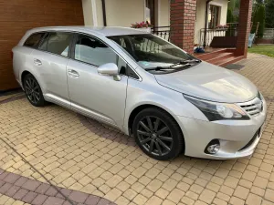 Toyota Avensis III 1.8 Life 2011