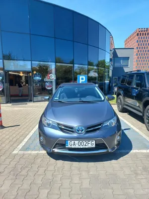 Toyota Auris II 1.8 HSD Luna 2014