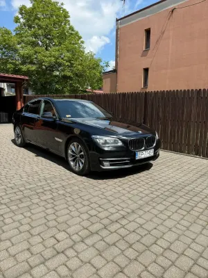 BMW 7 Series F01 740d xDrive 2013