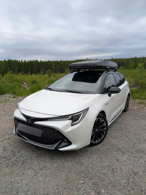 Toyota Corolla Seria E21 1.8 2021
