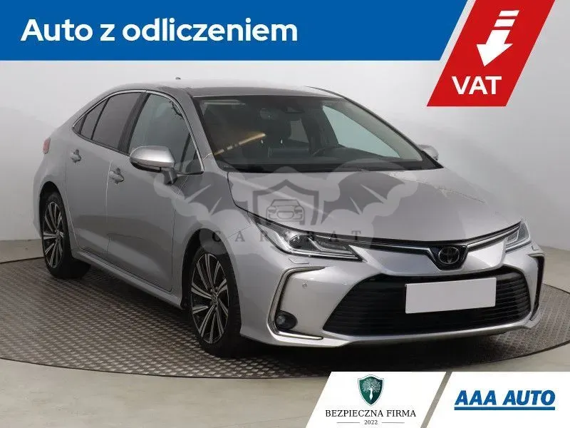 Toyota Corolla Seria E16 2022