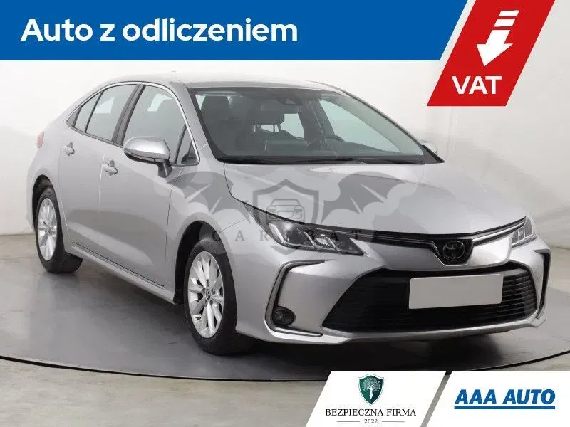Toyota Corolla Seria E16 2022