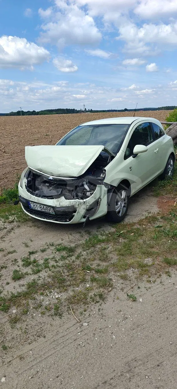 Opel Corsa D 1.4 16V Automatik Edition 2011