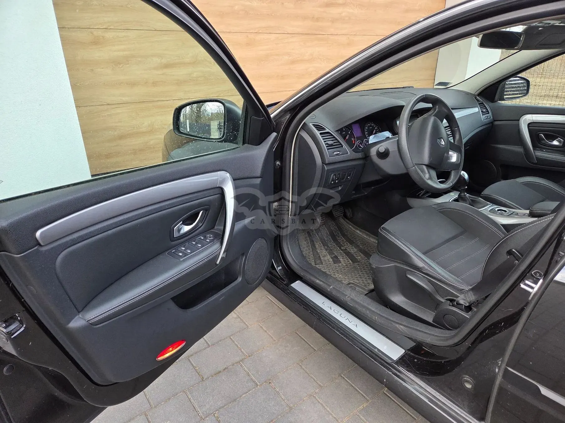 Renault Laguna III 2.0 dCi Tech Run 2011