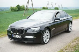 BMW 7 Series F01 740d xDrive 2012