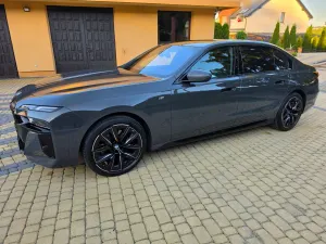 BMW 7 Series G70 740d xDrive mHEV M Sport sport 2024