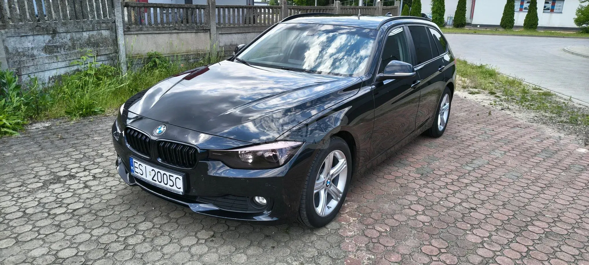 BMW 3 Series F30/F31 318d DPF Edition Exclusive 2013