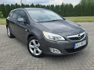 Opel Astra J (2009-2019) 2011